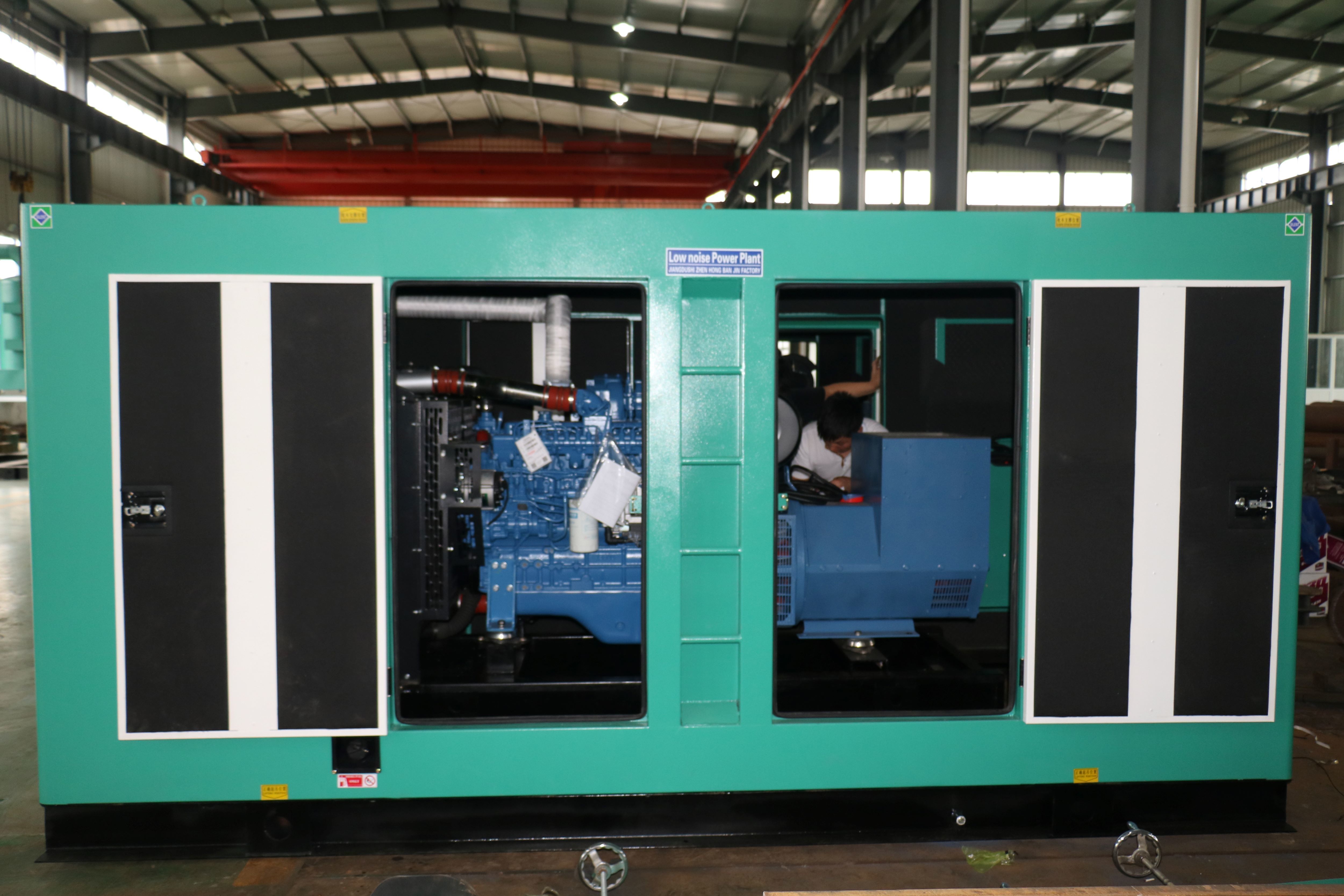 250KW玉柴靜音YC6MK350L-D20-7