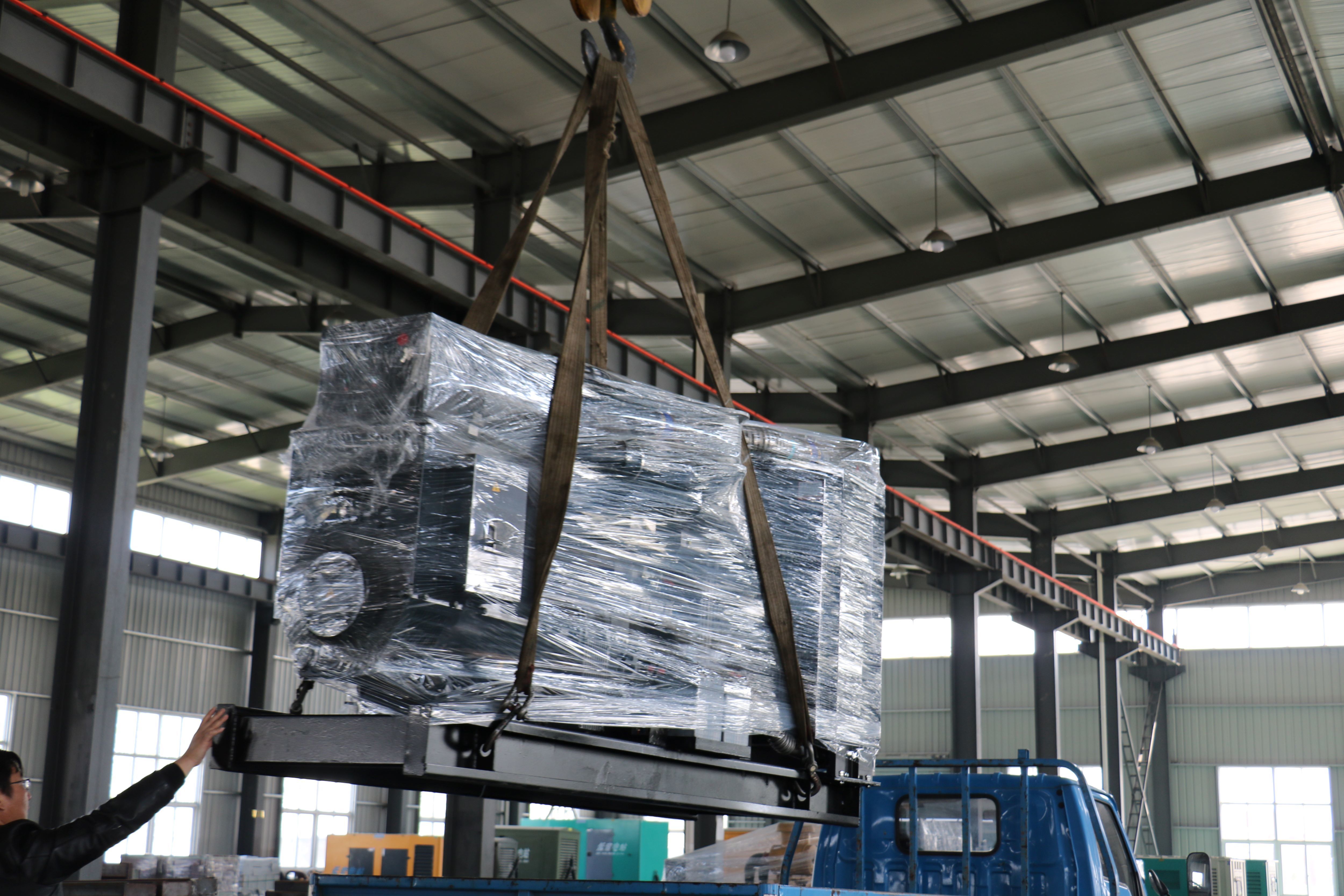 200kw上柴柴油發(fā)電機組